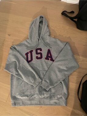 Men's Grey USA Embroidered Hoodie Sweatshirt